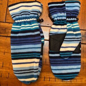 Thinsulate matching ear muffs and mittens.